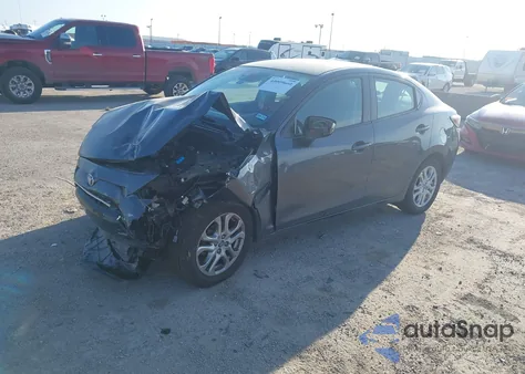 2017 Toyota Yaris Ia из США, поврежденный, VIN 3MYDLBYV3HY172854